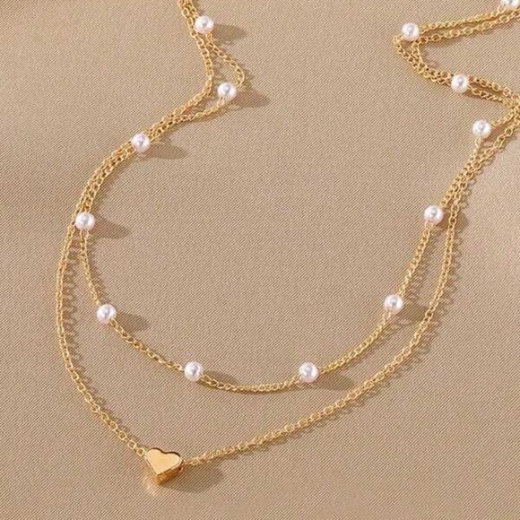 Layered Heart & Pearl Necklace - Picture 3 of 4